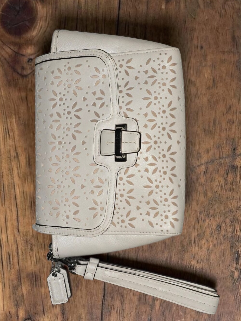 Coach Taylor Eyelet Leather Flap Clutch - Picture 3 of 8